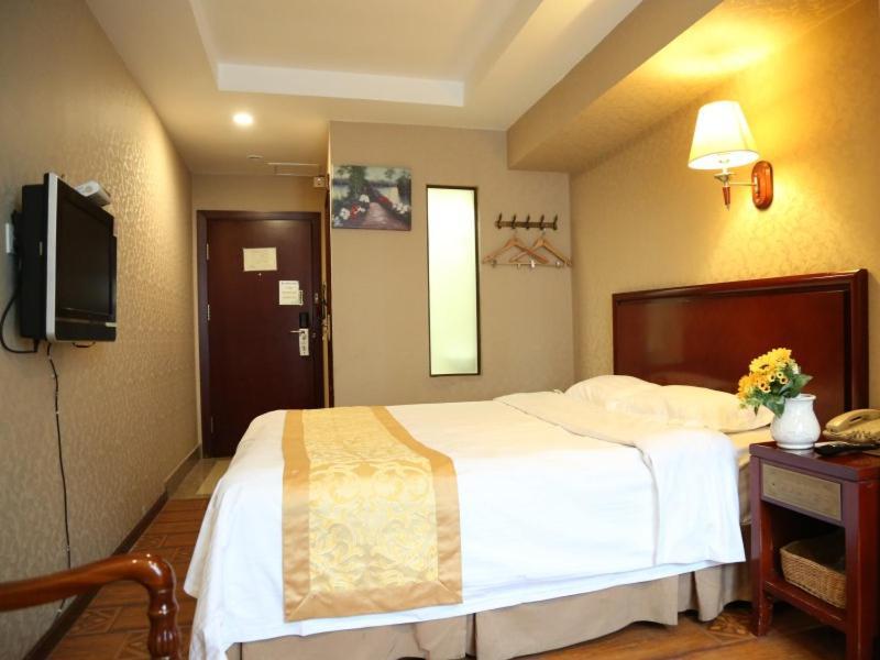 Greentree Inn Heilongjiang Harbin Zhongyang Street Business Hotel Экстерьер фото