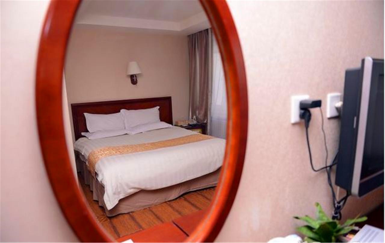 Greentree Inn Heilongjiang Harbin Zhongyang Street Business Hotel Экстерьер фото